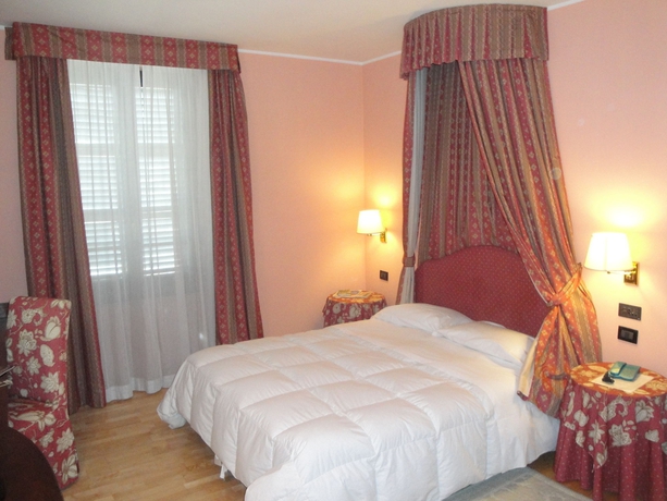 Imagen de la habitación del Hotel Due Mondi. Foto 5