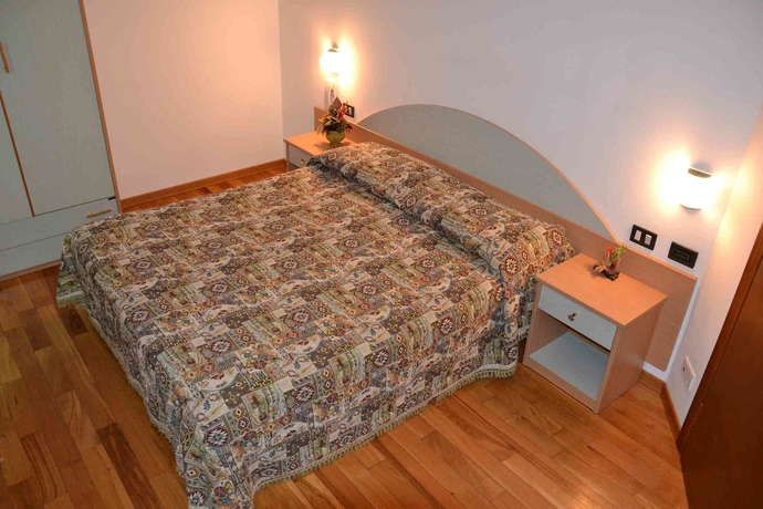 Imagen de la habitación del Hotel Due Monti. Foto 2