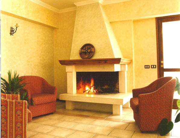 Imagen de los interiores del Hotel Due Monti. Foto 15