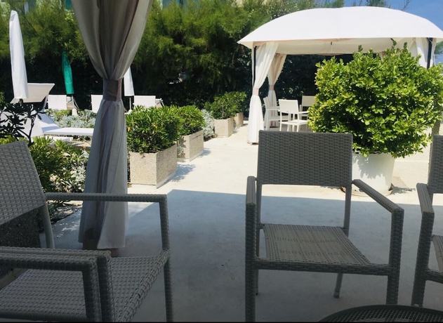 Imagen de los exteriores del Hotel Due Palme, Pesaro. Foto 13