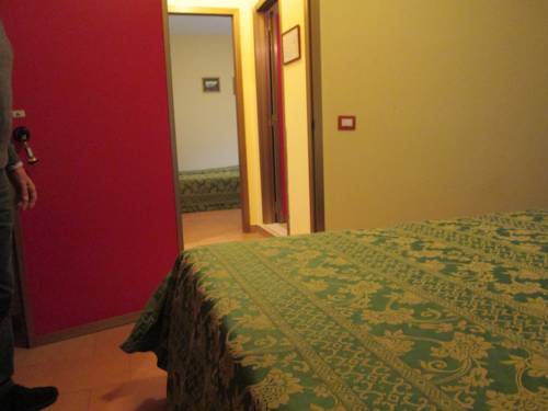 Imagen de la habitación del Hotel Due Pini, Melfi. Foto 5