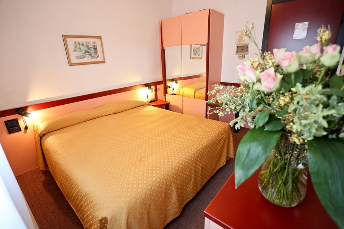 Imagen de la habitación del Hotel Due Ragni. Foto 10