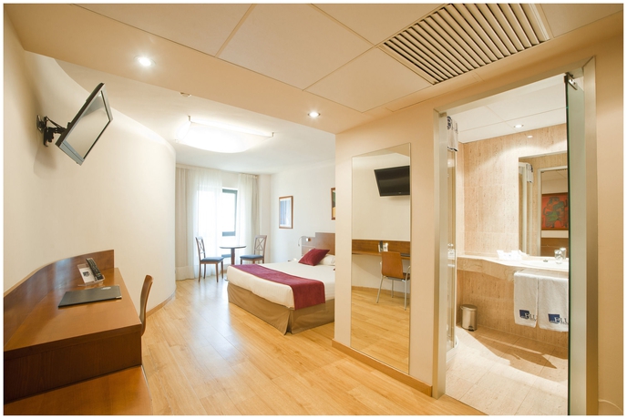 Imagen de la habitación del Hotel Duerming Longoria Plaza. Foto 7