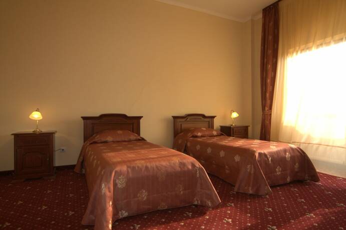 Imagen general del Hotel Duet Plus, &Uacute;zhgorod. Foto 4