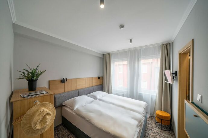 Imagen de la habitación del Hotel Duett. Foto 16