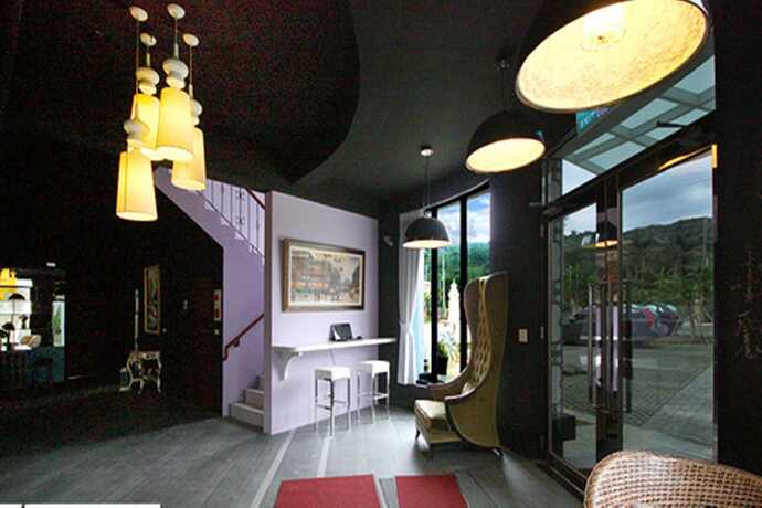 Imagen del bar/restaurante del Hotel Dufa Luxury Manor. Foto 10