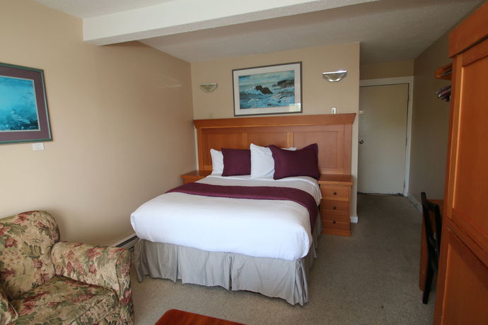 Imagen general del Hotel Duffin Cove Oceanfront Lodging. Foto 1