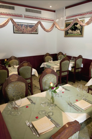 Imagen del bar/restaurante del Hotel Dufour, BIEL . Foto 3