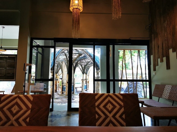 Imagen de los interiores del Hotel Dugong Village-green. Foto 19