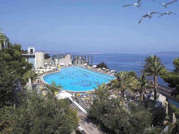 Imagen de la piscina del Hotel Duja Bodrum. Foto 12