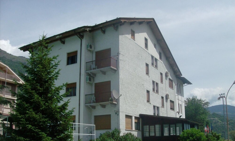 Imagen general del Hotel Dujany. Foto 5