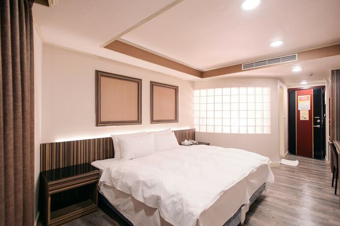 Imagen de la habitación del Hotel Duke Business. Foto 27