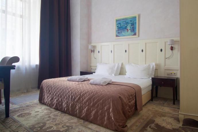 Imagen de la habitación del Hotel Duke. Foto 6