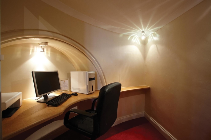 Imagen de los interiores del Hotel Duke Of Cornwall. Foto 15