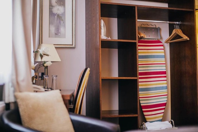Imagen de la habitación del Hotel Duke Of Edinburgh. Foto 16