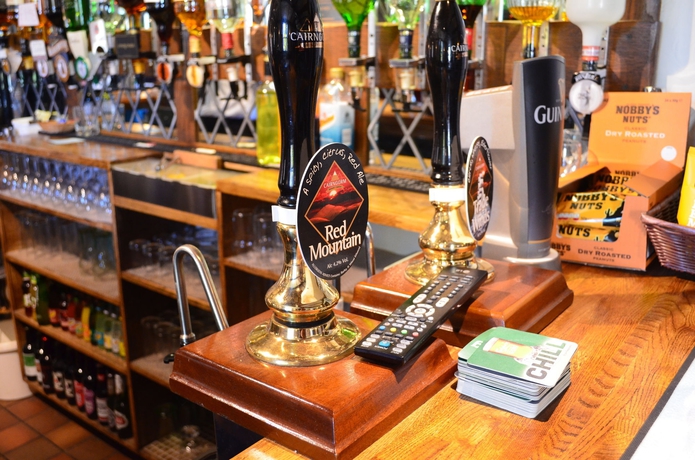 Imagen del bar/restaurante del Hotel Duke Of Gordon. Foto 6