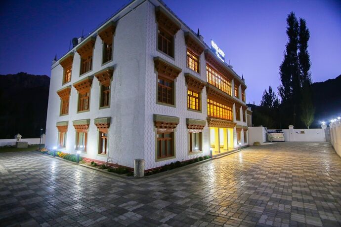 Imagen general del Hotel Duke, Saspul. Foto 6