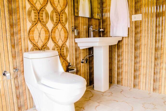 Imagen general del Hotel Duke, Saspul. Foto 12