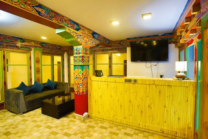 Imagen general del Hotel Duke, Saspul. Foto 15