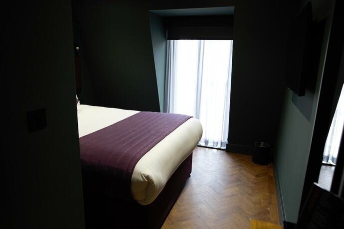 Imagen de la habitación del Hotel Duke Street Boutique. Foto 12