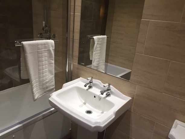 Imagen de la habitación del Hotel Duke William. Foto 17
