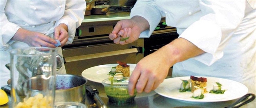 Imagen del bar/restaurante del Hotel Dukes At Queens Boutique. Foto 3