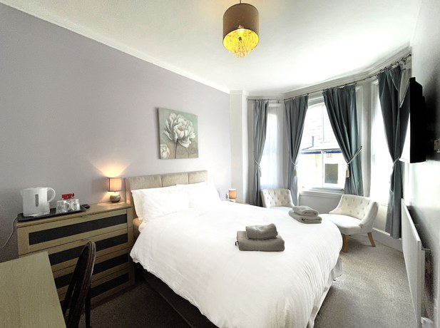 Imagen de la habitación del Hotel Dukes Folly. Foto 16