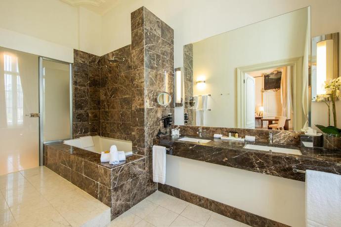 Imagen de la habitación del Hotel Dukes' Palace Bruges - by Dukes' Hotel Collection. Foto 4