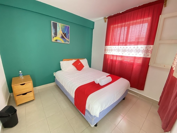 Imagen de la habitación del Hotel Dulce Luna. Foto 15