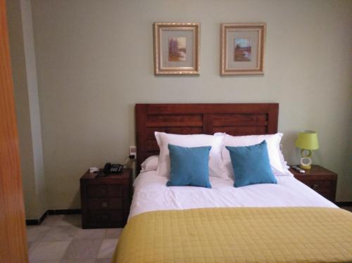 Imagen de la habitación del Hotel Dulcinea, Almendralejo. Foto 5