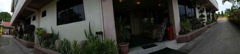 Imagen de la habitación del Hotel Dumaguete Royal Suite Inn. Foto 2