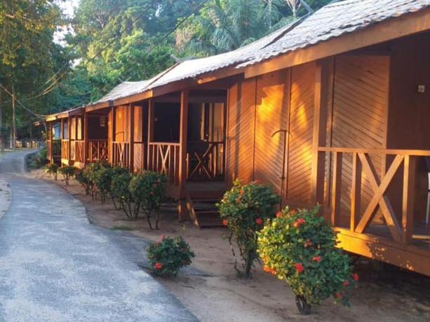 Imagen de los exteriores del Hotel Dumba Bay Tioman. Foto 5