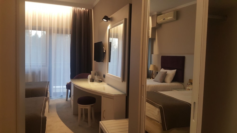 Imagen de la habitación del Hotel Dumbrava. Foto 8