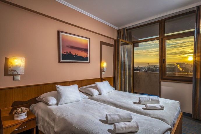 Imagen de la habitación del Hotel Duna, Paks. Foto 2