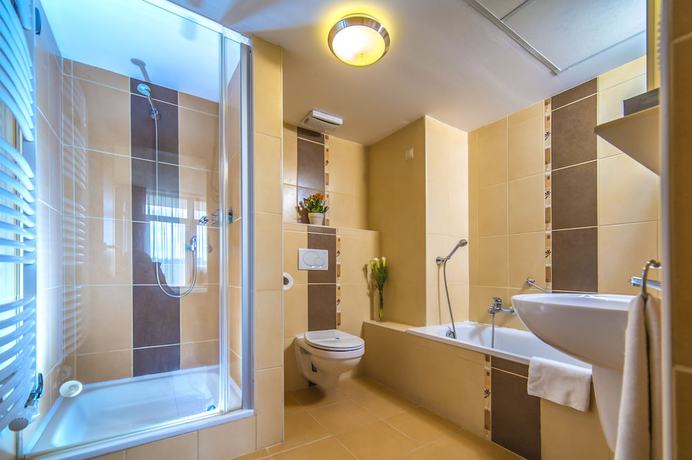 Imagen de la habitación del Hotel Duna, Paks. Foto 16