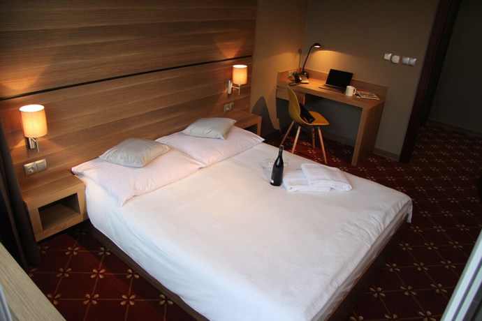 Imagen de la habitación del Hotel Dunajec. Foto 12