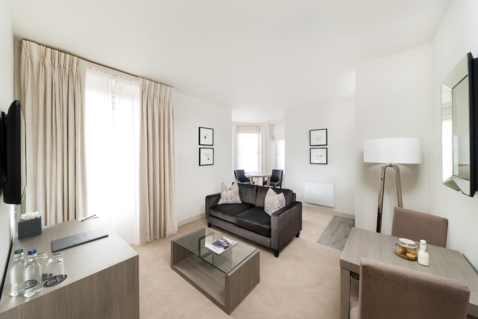 Imagen de la habitación del Hotel Dunalastair Suites. Foto 8