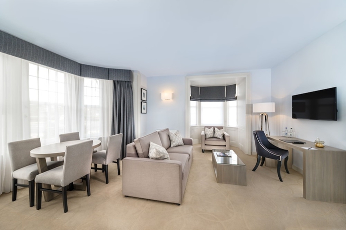 Imagen de la habitación del Hotel Dunalastair Suites. Foto 12