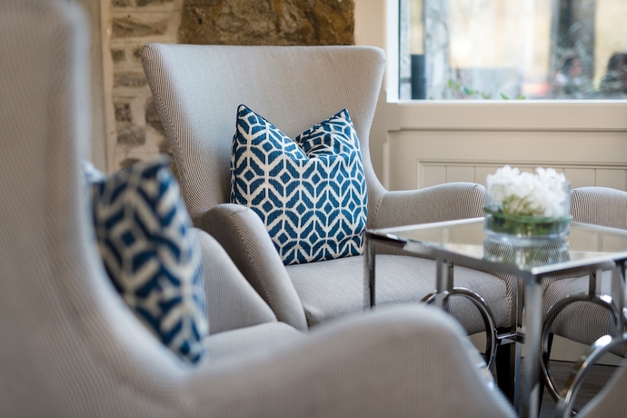 Imagen del bar/restaurante del Hotel Dunalastair Suites. Foto 2