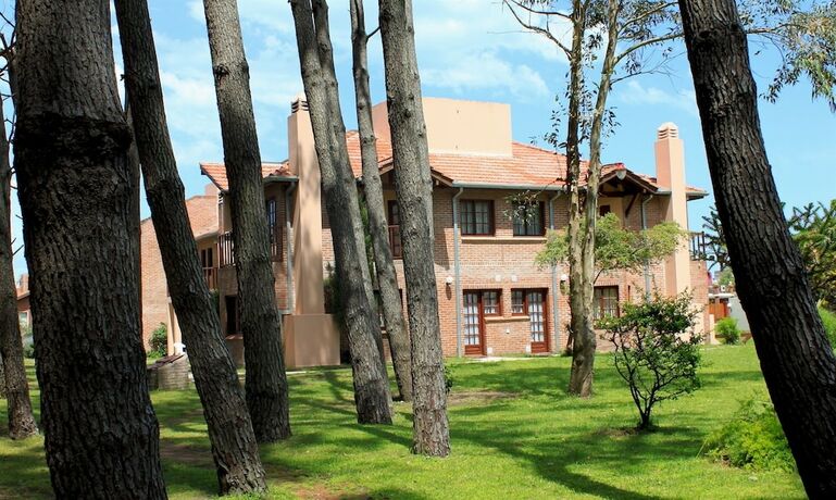 Imagen general del Hotel Dunas Y Mar Club del Bosque. Foto 5