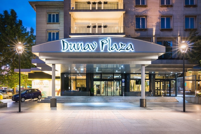 Imagen de los exteriores del Hotel Dunav Plaza. Foto 11