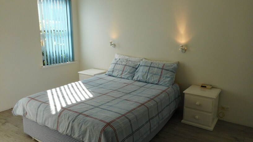 Imagen de la habitación del Hotel Dunbar Court U 45 Memorial Ave SWR. Foto 15