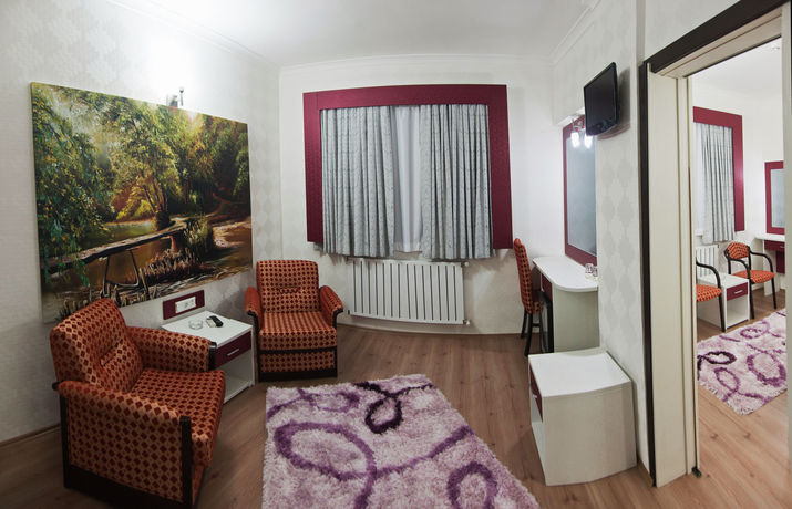 Imagen de los interiores del Hotel Dundar. Foto 15