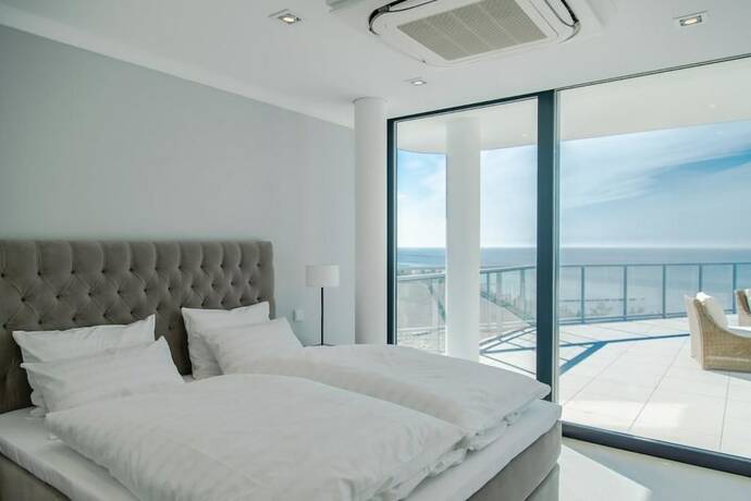 Imagen de la habitación del Hotel Dune Beach Resort. Foto 17