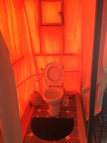 Imagen de la habitación del Hotel Dune Merzouga Camp. Foto 15