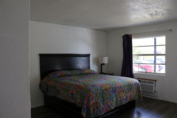 Imagen de la habitación del Hotel Dunedin Cove Motel. Foto 9
