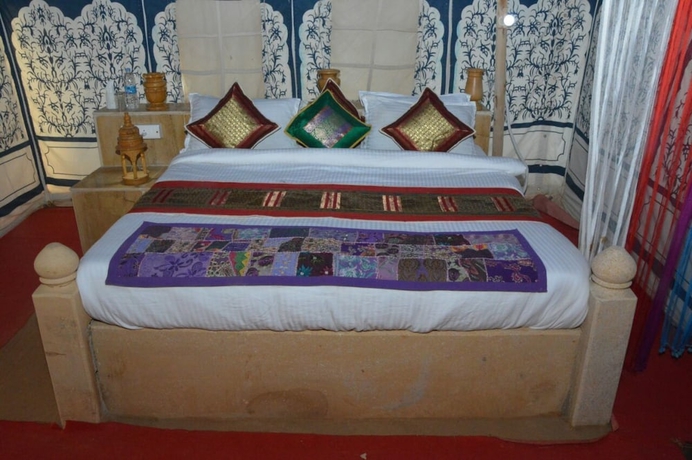 Imagen de la habitación del Hotel Dunes Desert Safari And Camp. Foto 13