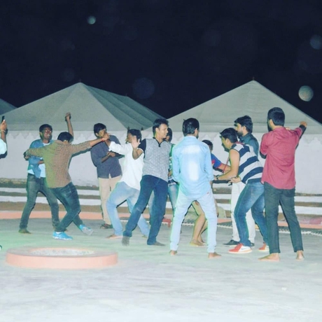 Imagen del bar/restaurante del Hotel Dunes Desert Safari And Camp. Foto 5