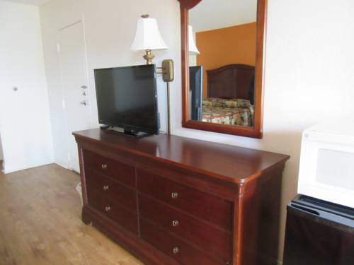 Imagen de la habitación del Hotel Dunes Inn and Suites. Foto 11