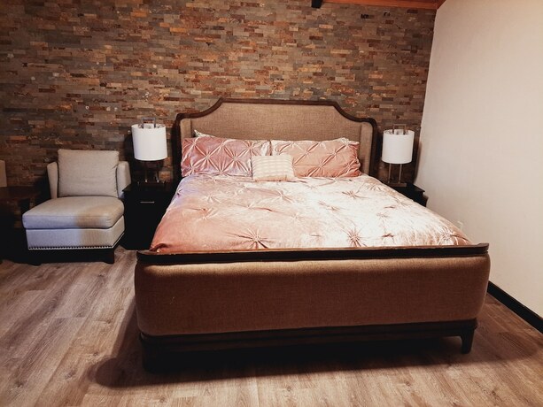 Imagen de la habitación del Hotel Dunes Motel. Foto 17